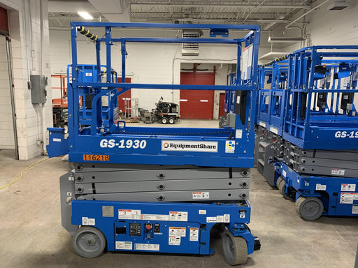 2020 Genie GS-1930 Solid Non Marking Tires, Beacon, Folding rails with half height swing gate