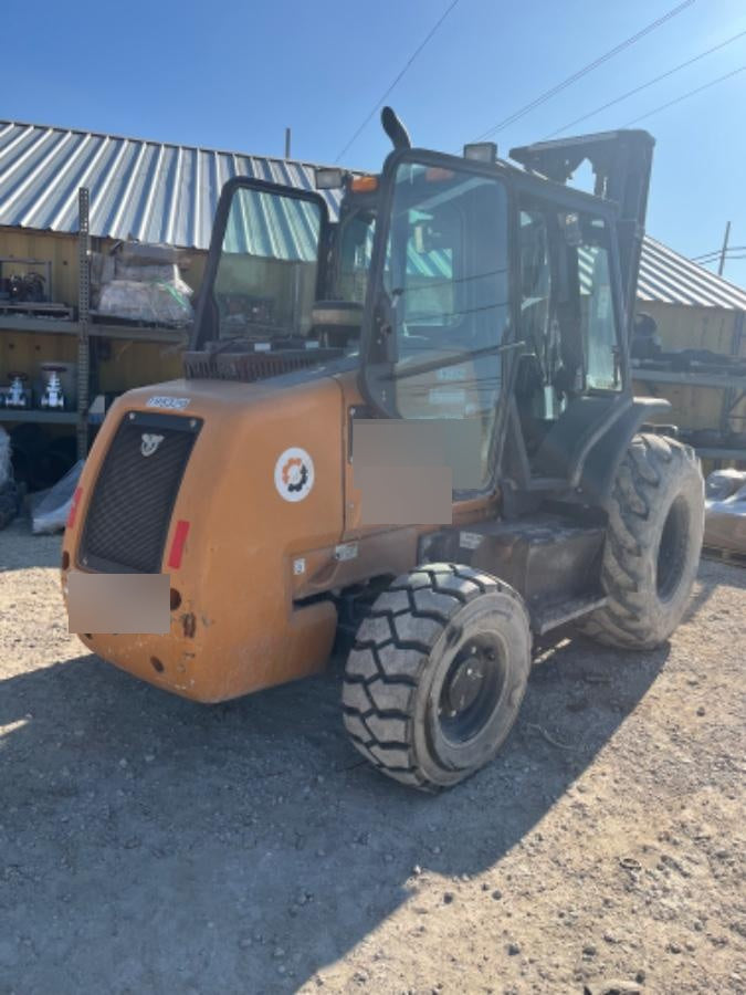 2021 CASE 588H