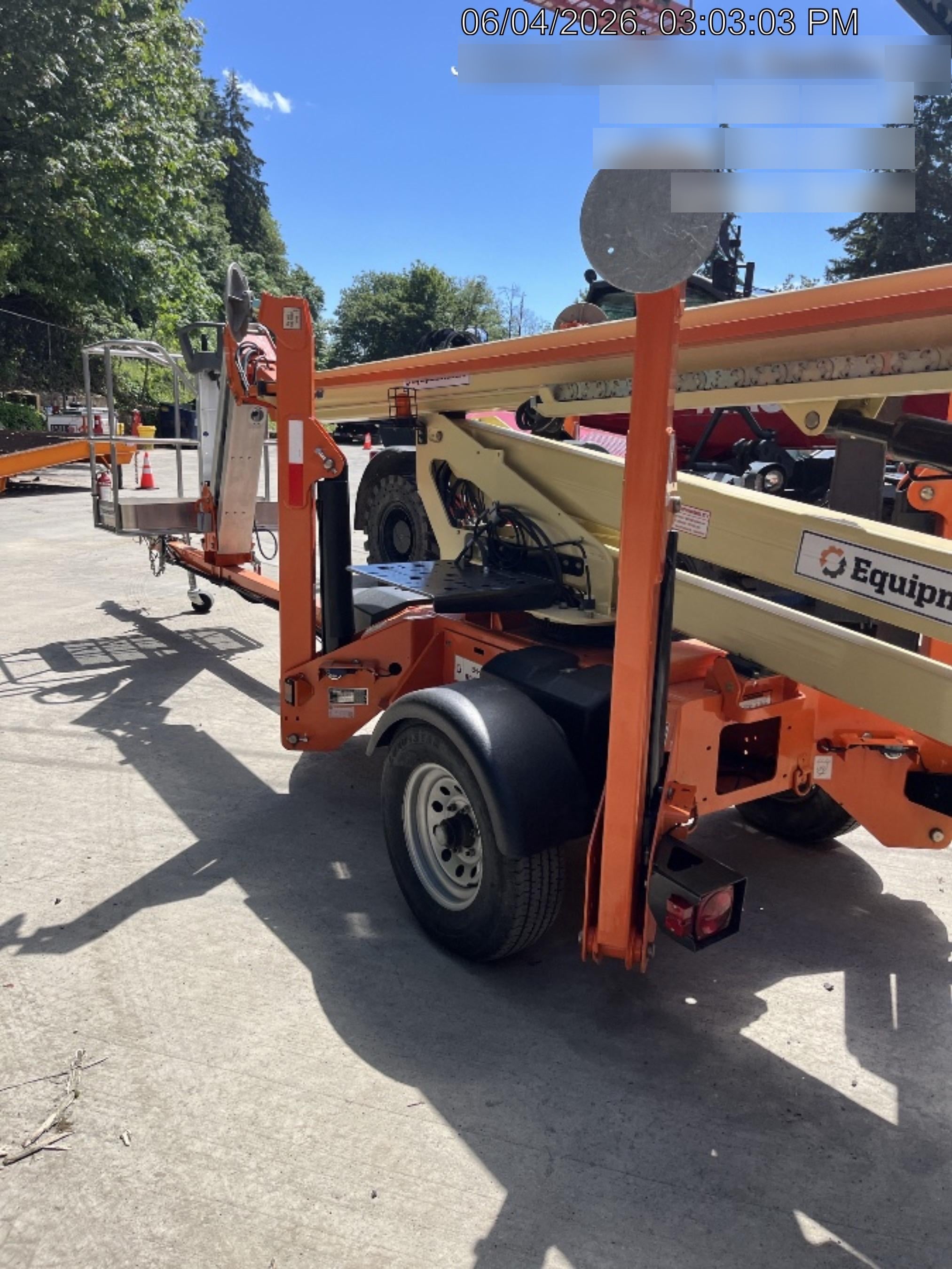 2022 JLG T500J