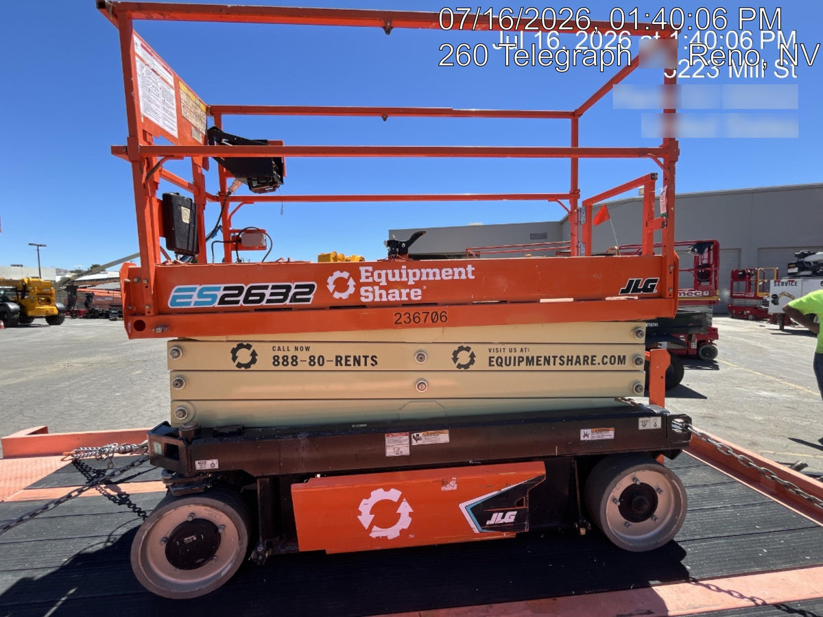 2022 JLG ES2632