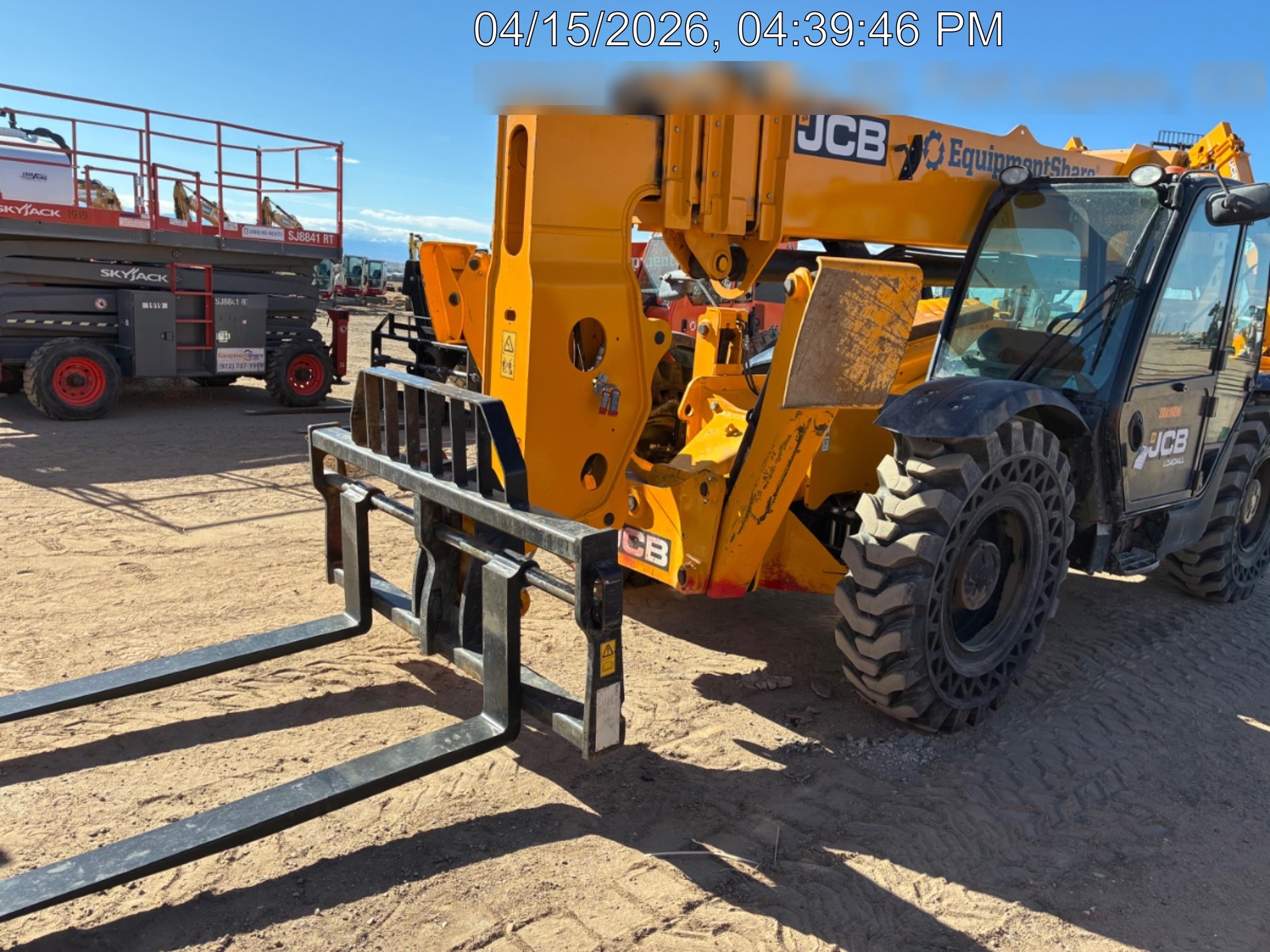 2025 JCB 512-56