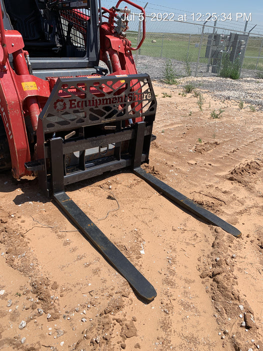 2022 PALADIN 48" Pallet Forks - Paladin