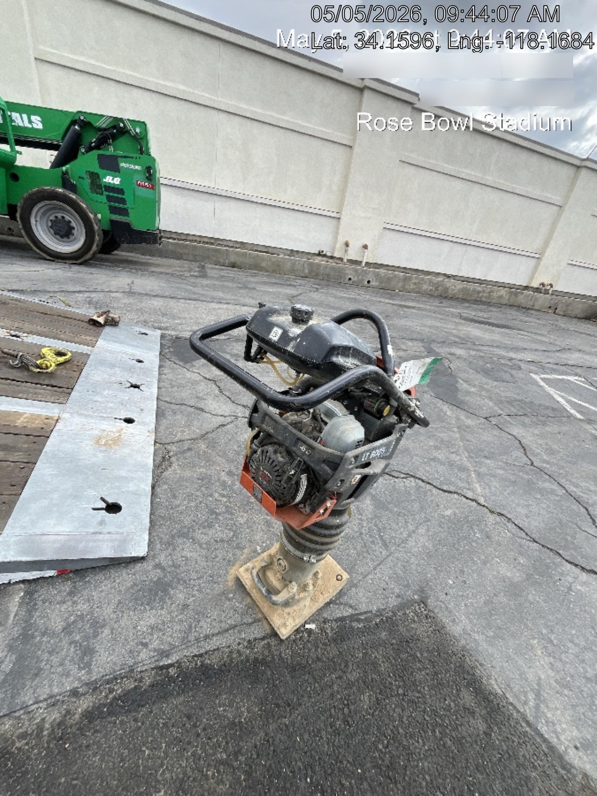 2024 HUSQVARNA LT6005