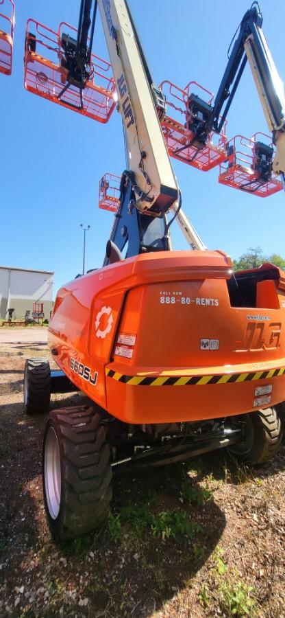 2025 JLG 660SJ