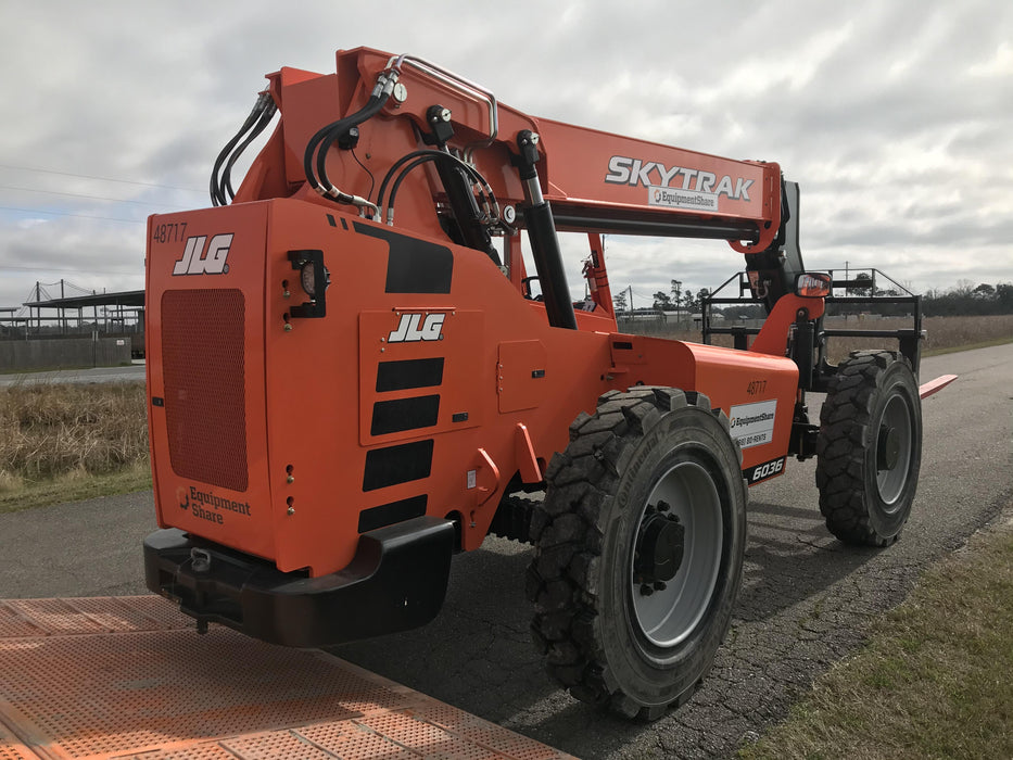 2019 Skytrak 6036 Canopy, Solid Tires, LED Work Lights, Beacon w/72" Carriage, 48" Pallet Forks