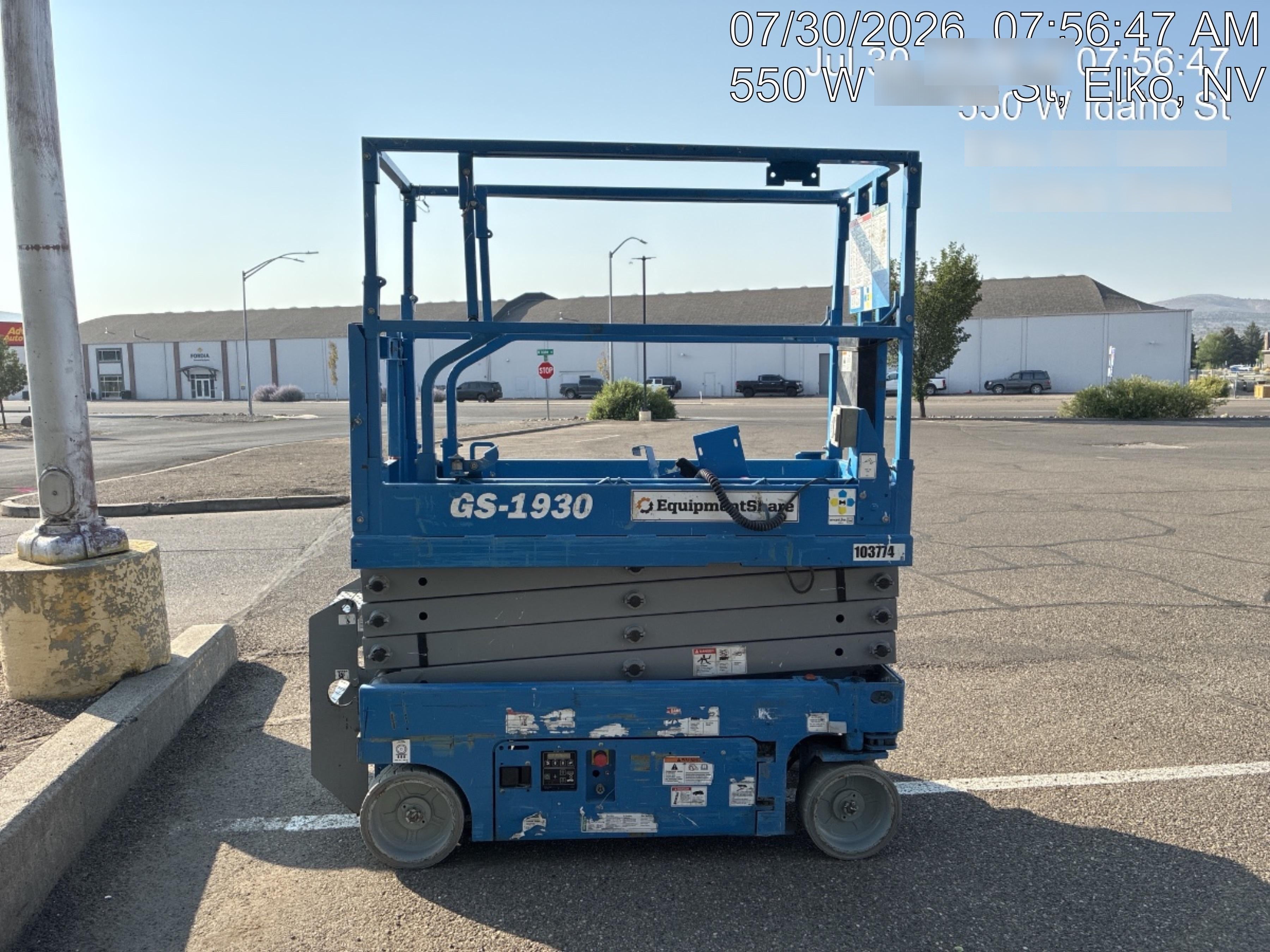 2020 Genie GS-1930 Solid Non Marking Tires, Beacon, Folding rails with half height swing gate, 800W Inverter
