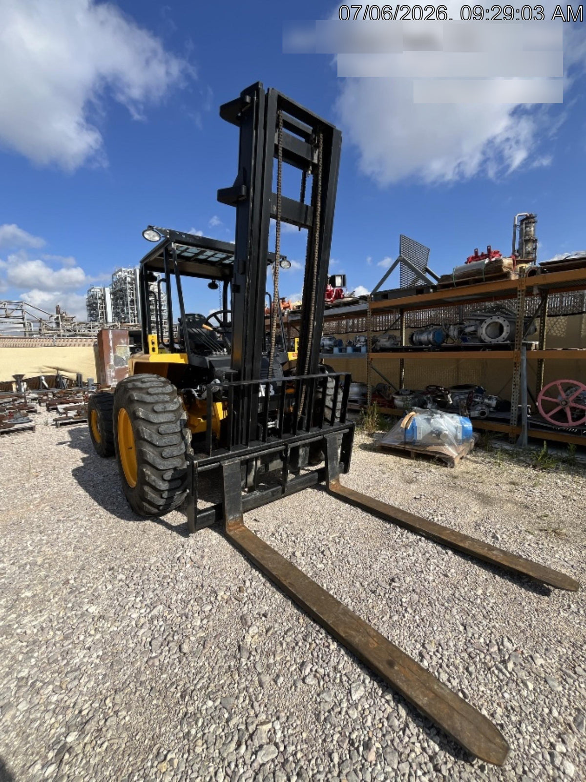 2025 JCB 930-4