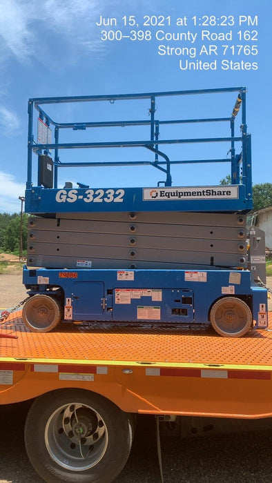 2020 Genie GS-3232 Standard, Folding half height swing gate