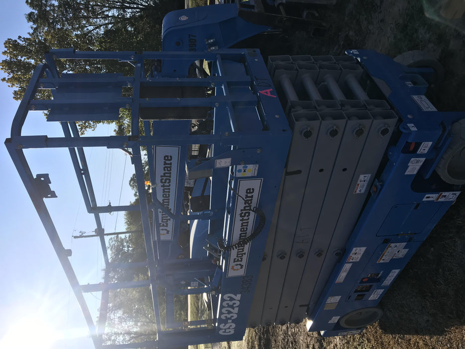 2019 Genie GS-3232 Standard Options