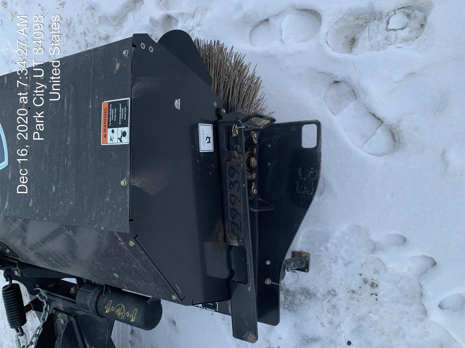 2019 PALADIN Sweepster SB72