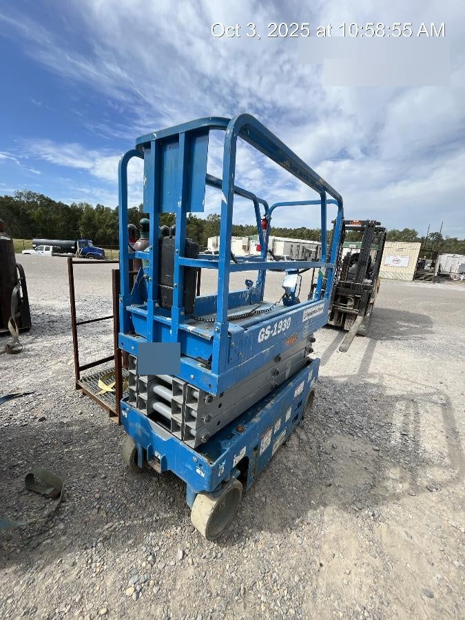 2020 Genie GS-1930 Fixed rails with chain entry gate - Pre A92.20