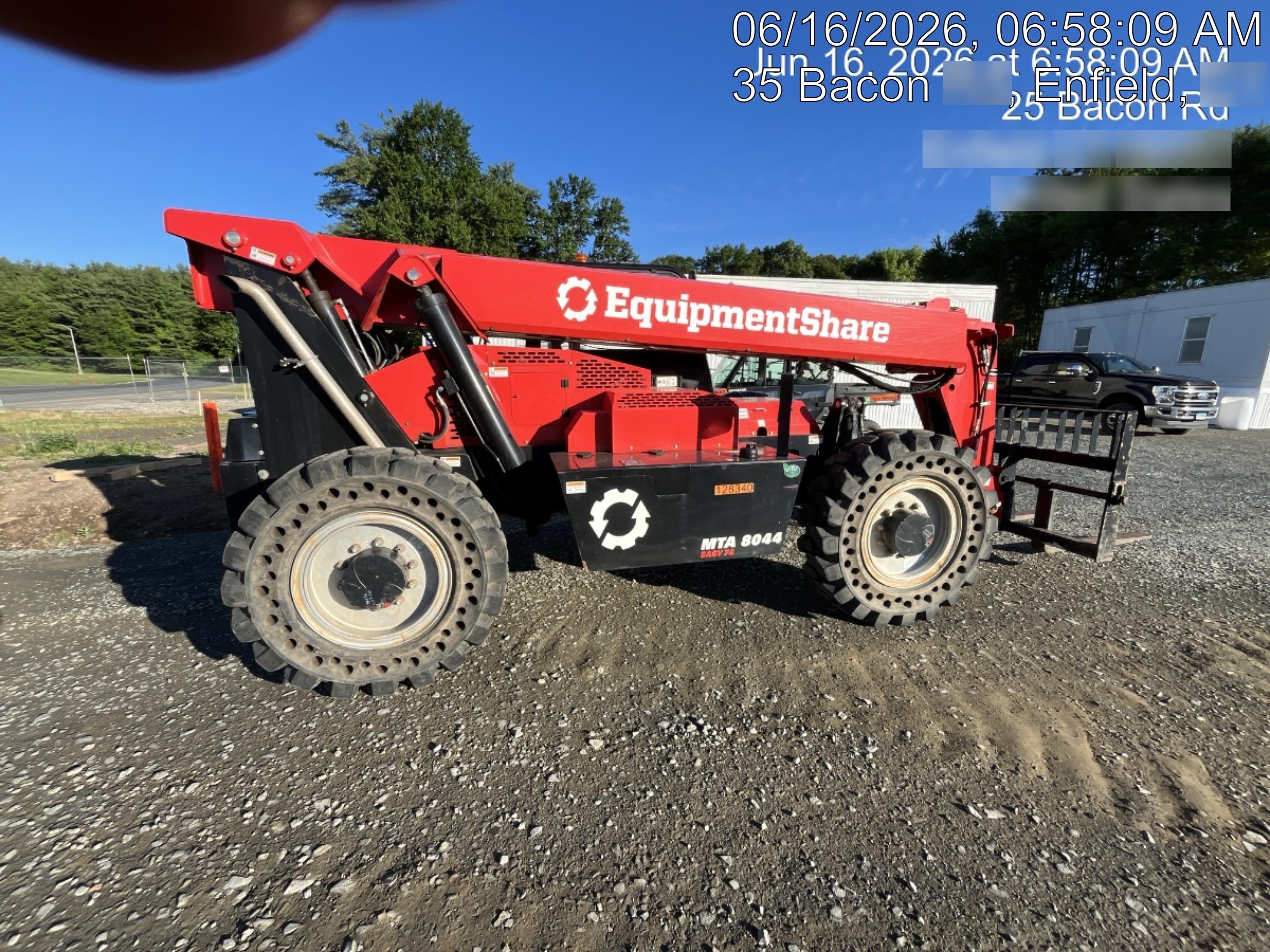2021 MANITOU MTA8044