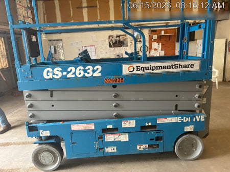 2023 GENIE GS-2632