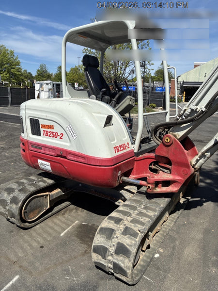 2023 TAKEUCHI TB250-2R
