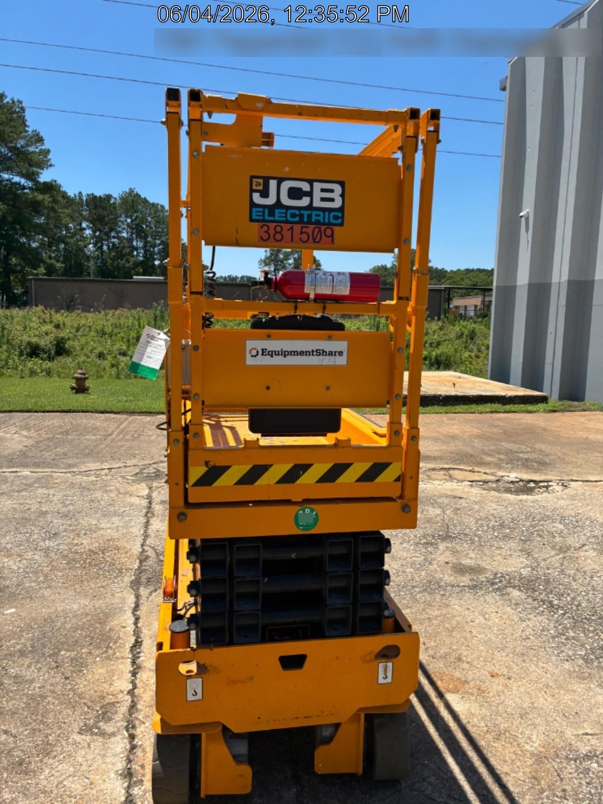 2024 JCB S1932E