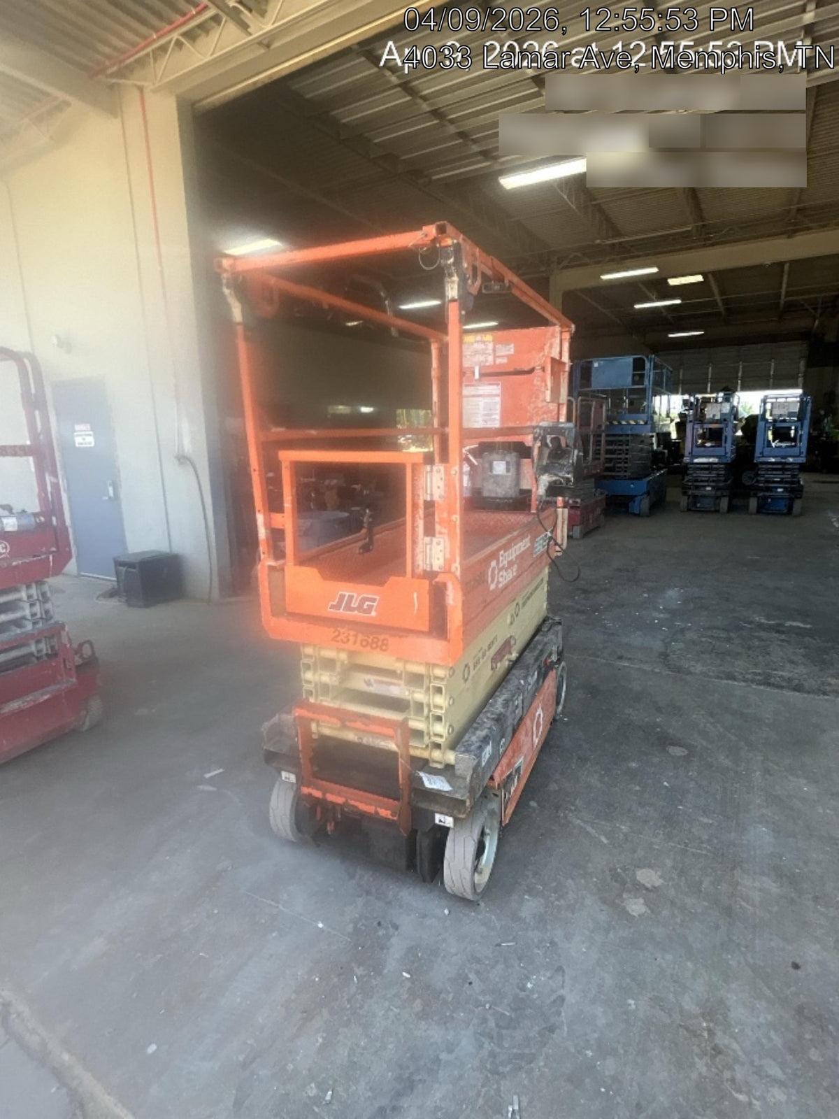 2022 JLG ES1932