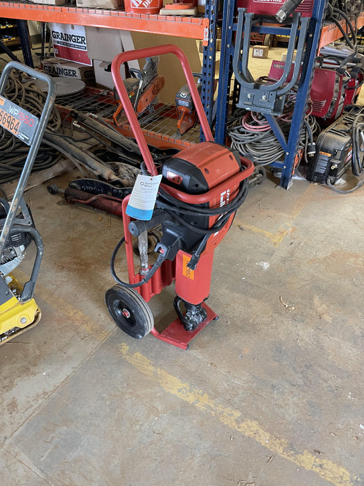 2020 HILTI TE 3000-AVR