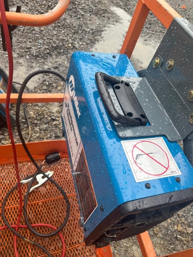 2025 MILLER ELECTRIC CST-282