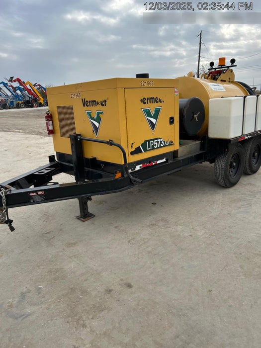 2022 VAC-TRON LP573XDT