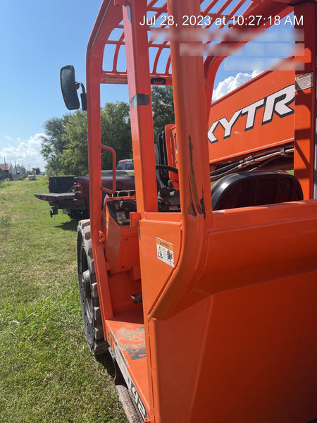 2018 SKYTRAK 8042
