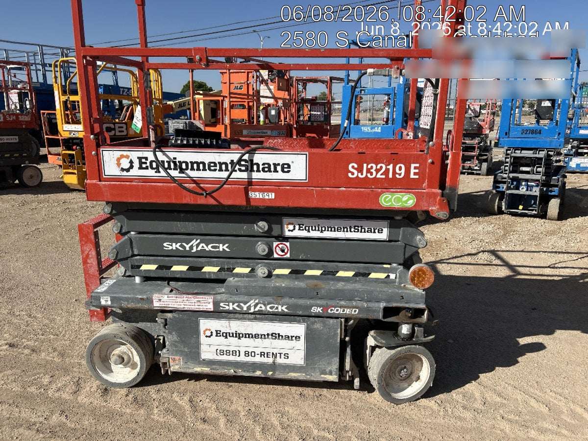 2023 SKYJACK SJ3219