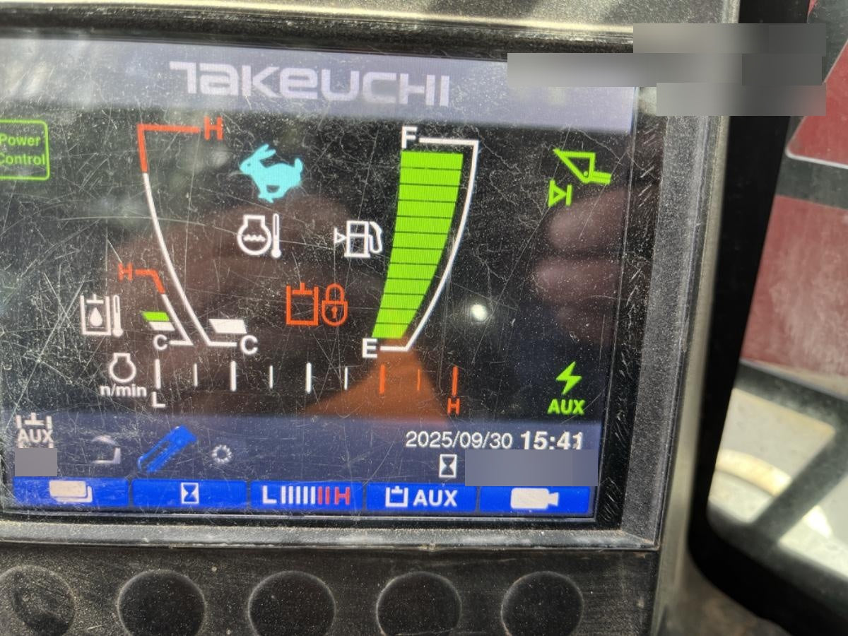 2019 TAKEUCHI TL10V2-CR