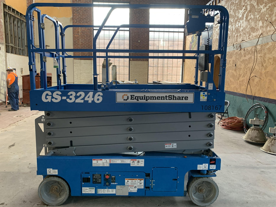 2020 Genie GS-3246 Standard, Folding full height swing gate