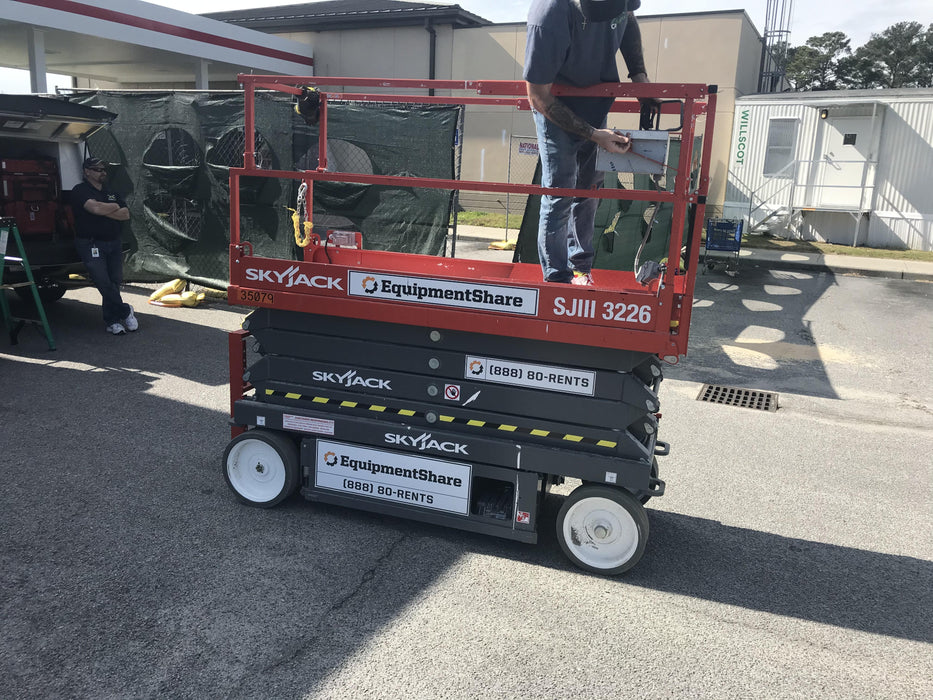 2019 Skyjack SJIII-3226 Standard Options, Trojan Batteries