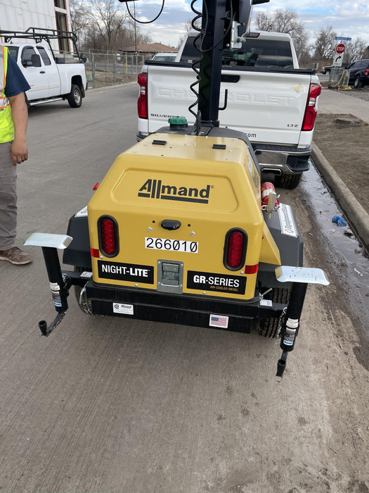 2022 Allmand NLV3GR (4) LED Light Fixture 350W, 23' Vertical Mast, 3kW Prime, Towable, ES Decals, T3