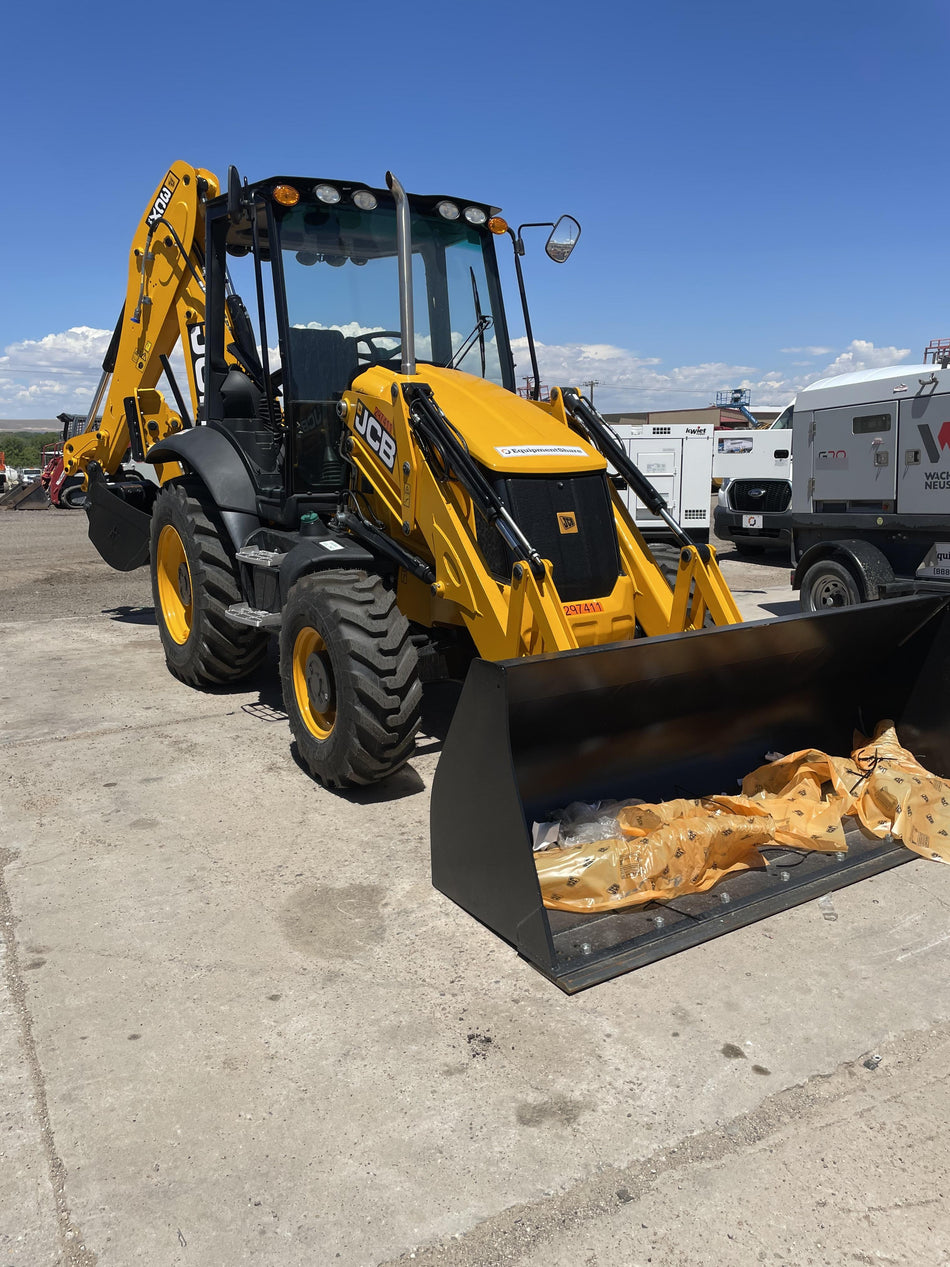 2023 JCB 3CX-14