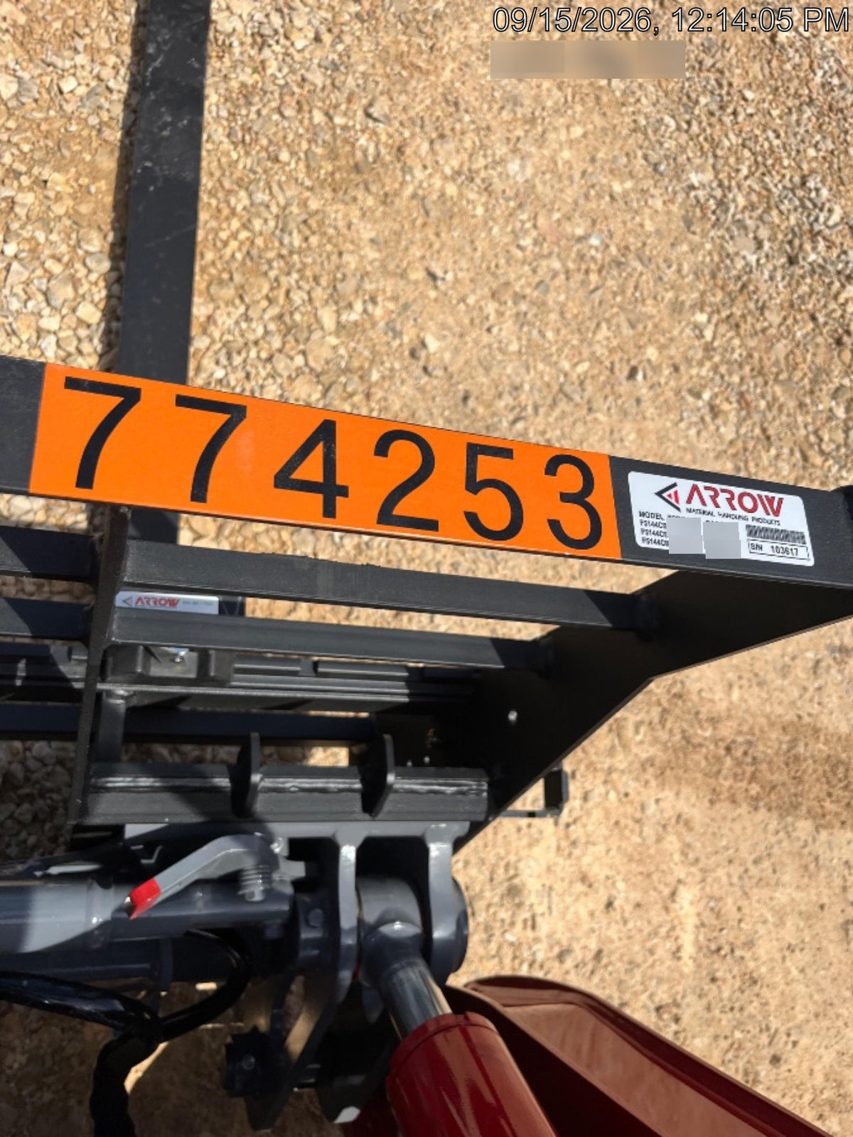 2026 ARROW MATERIAL HANDLING 72" Pallet Forks - Arrow