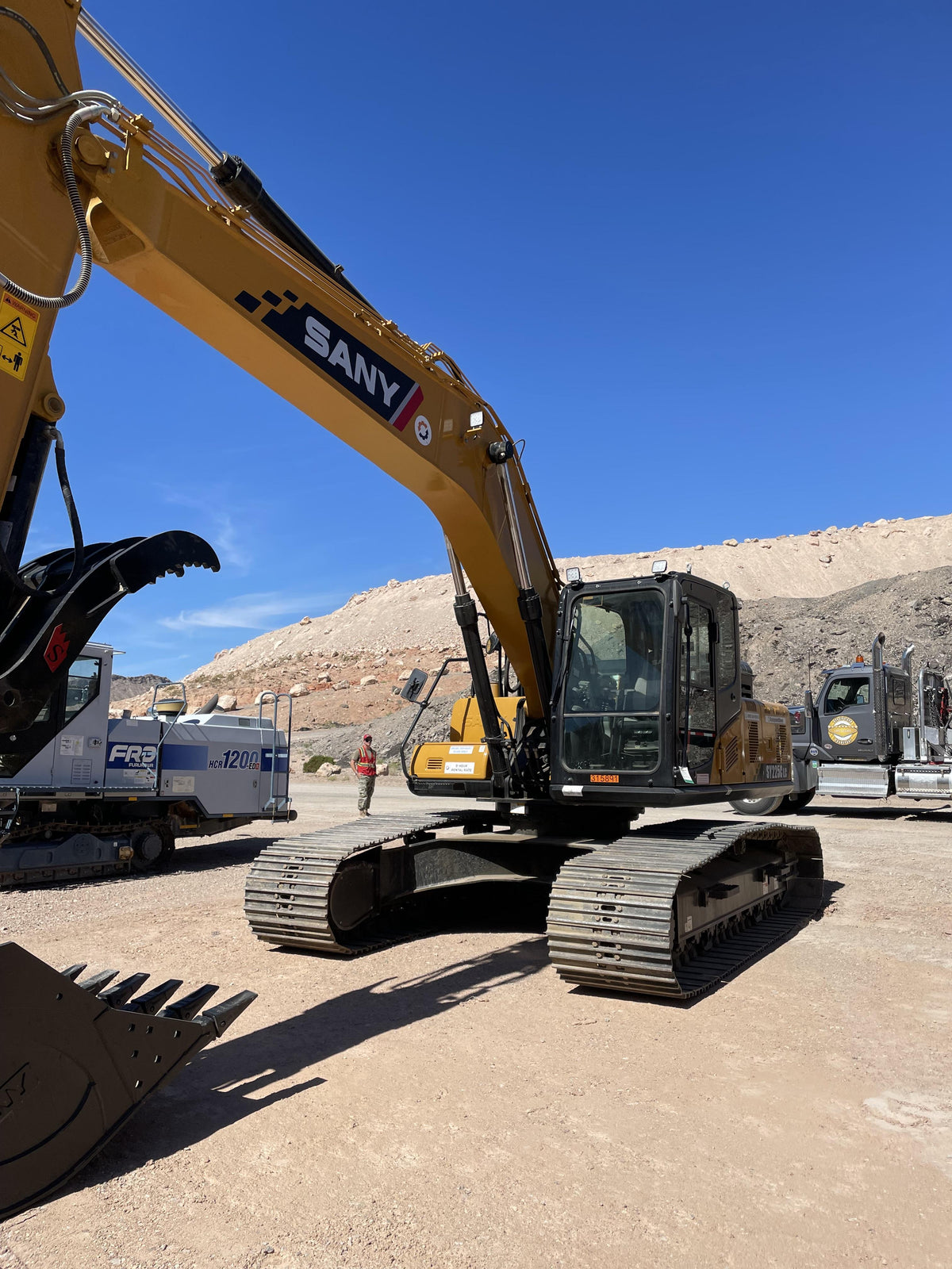 2023 SANY SY225C