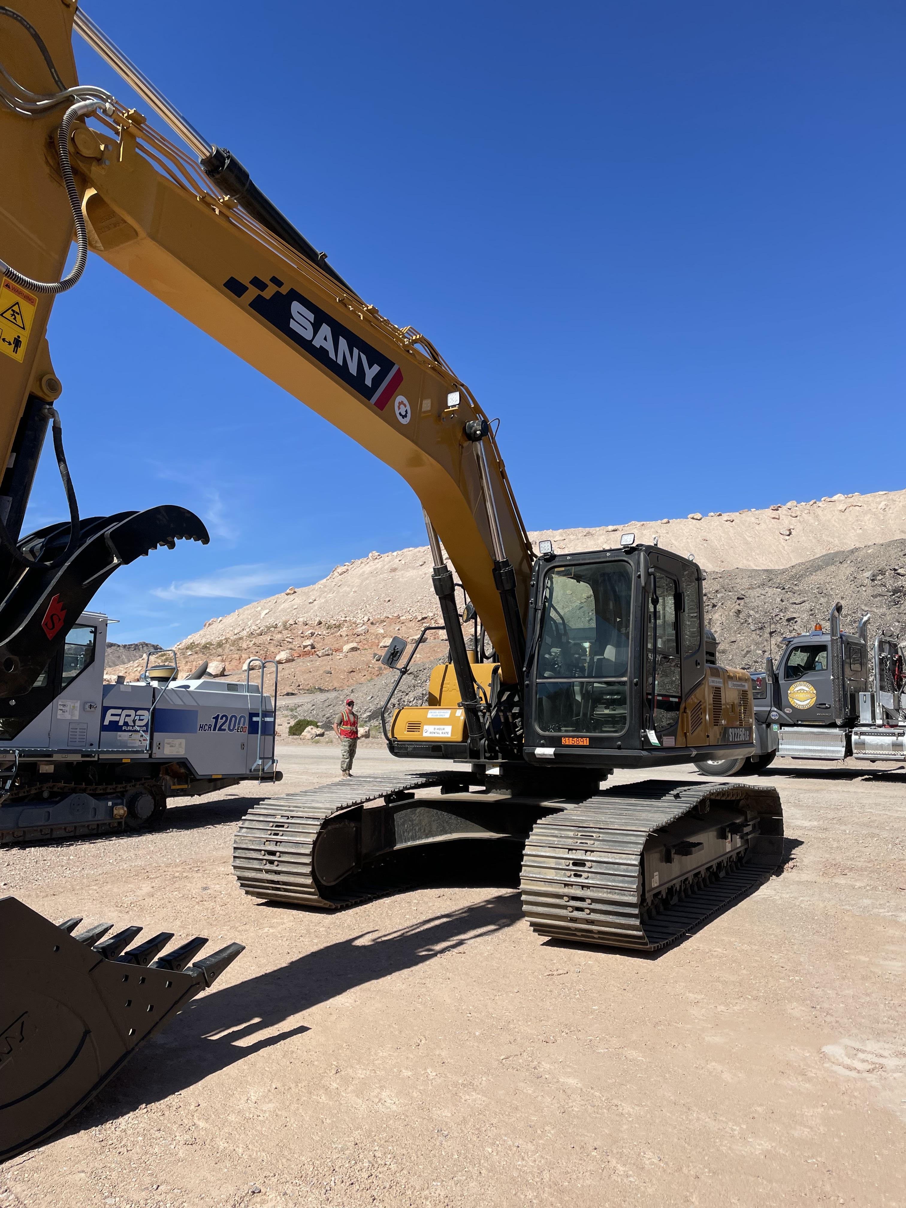 2023 SANY SY225C