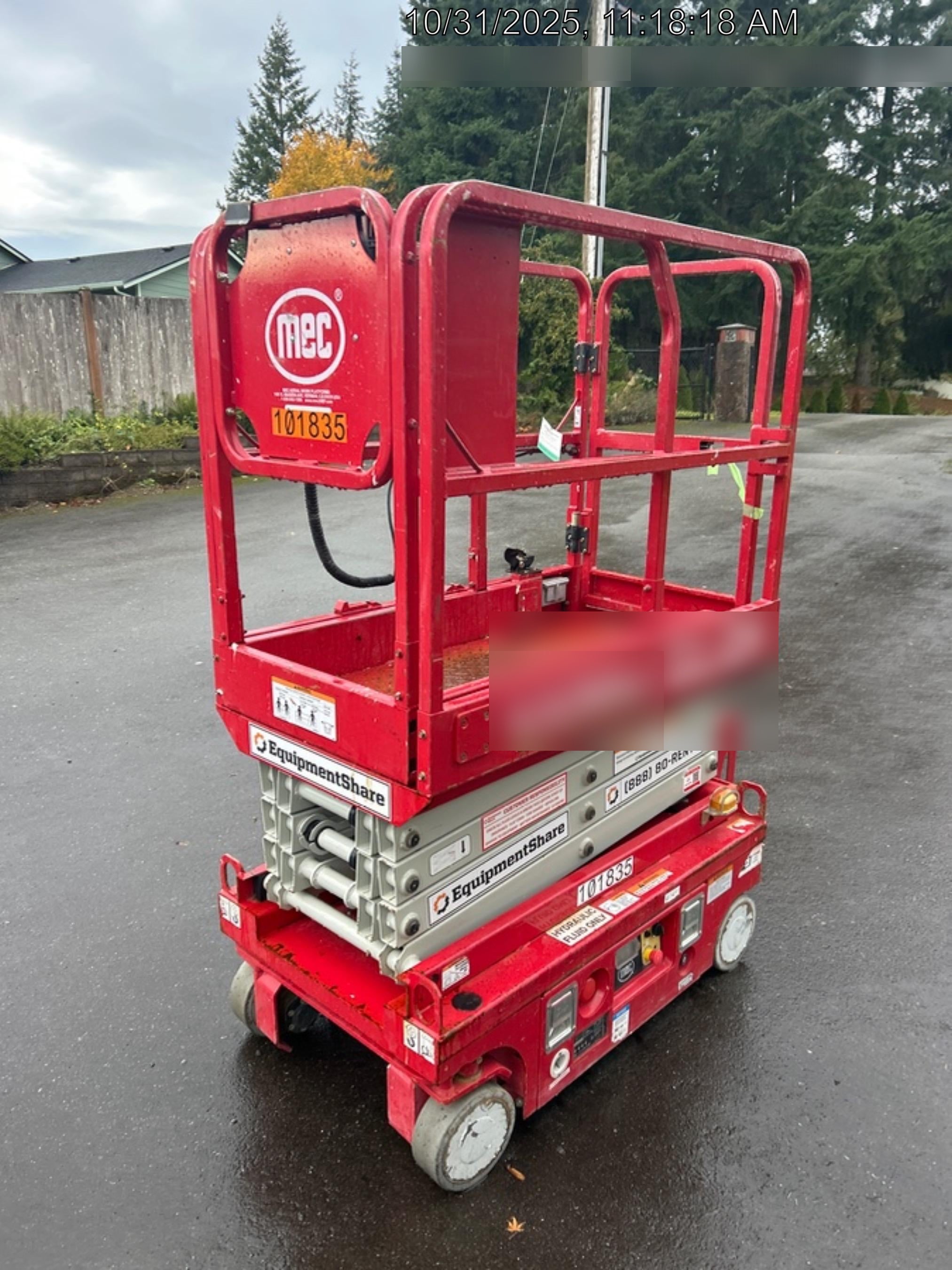 2020 MEC 1330SE Solid NM Tires, Steel Swing out Doors, LCS, Beacon, 900W Invertor
