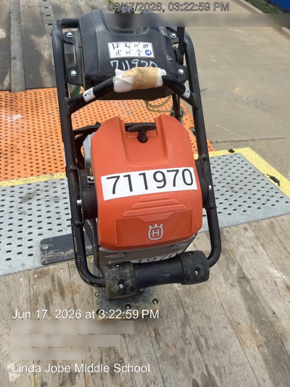 2026 HUSQVARNA LT6005