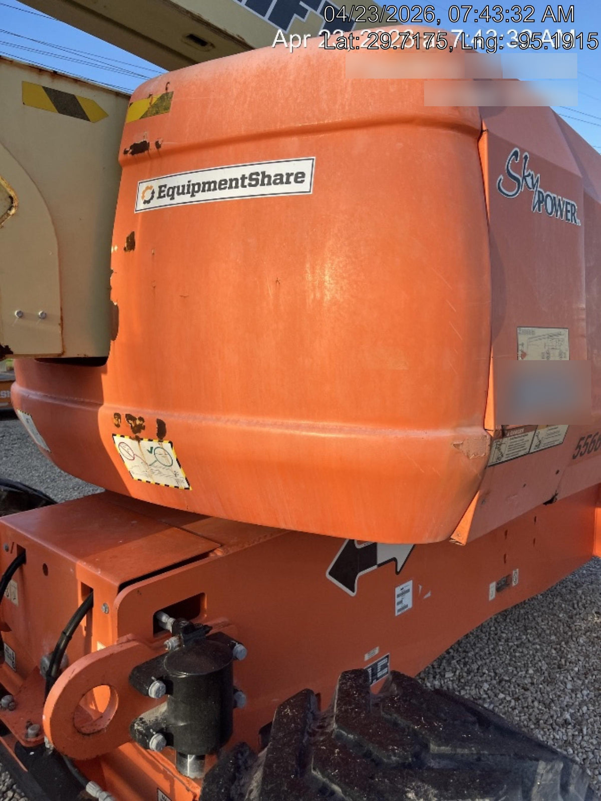 2020 JLG 800AJ
