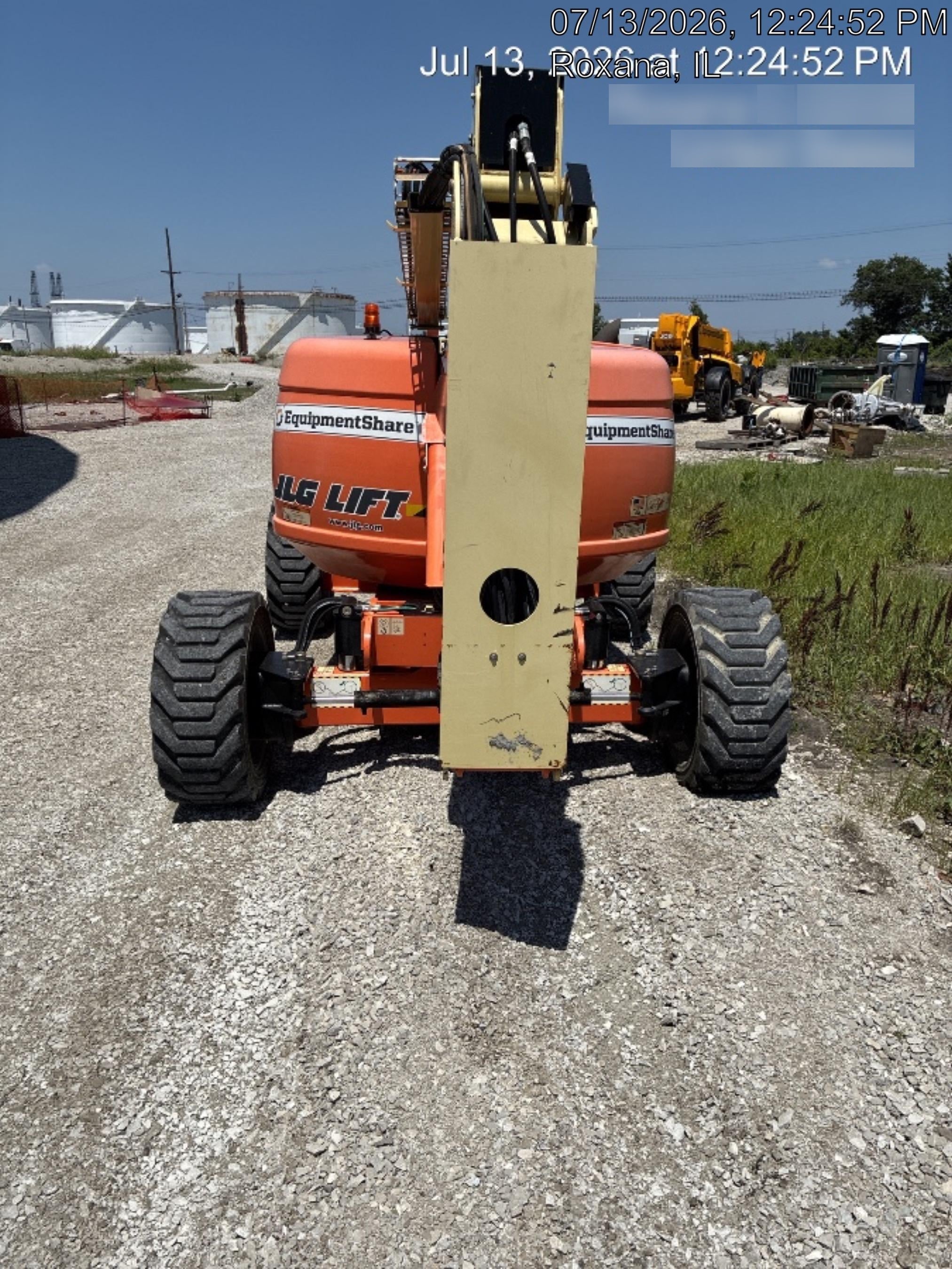2021 JLG 600AJ