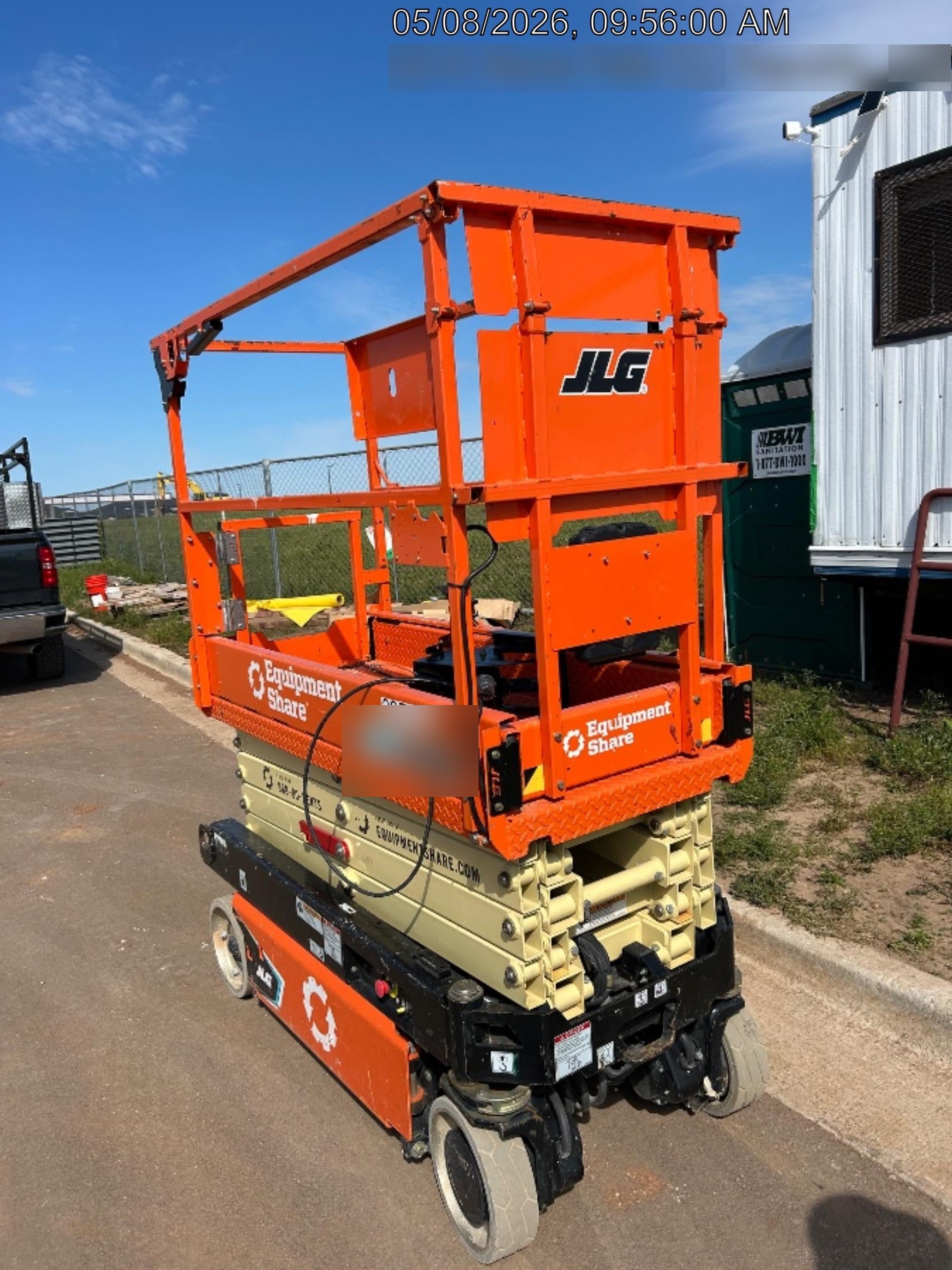 2023 JLG ES1932