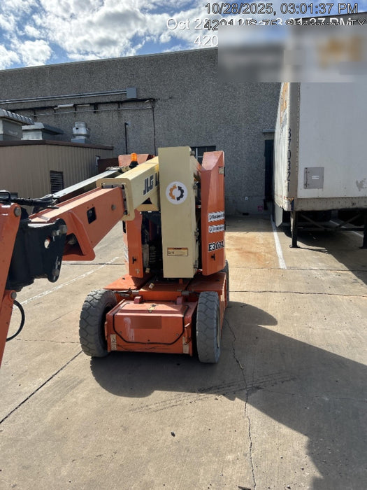2018 JLG E300AJP