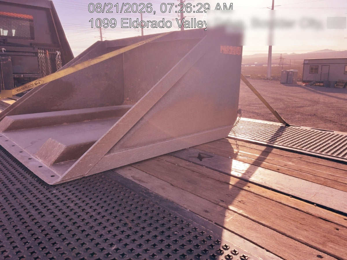 2021 ARROW MATERIAL HANDLING Telehandler Fork Bucket