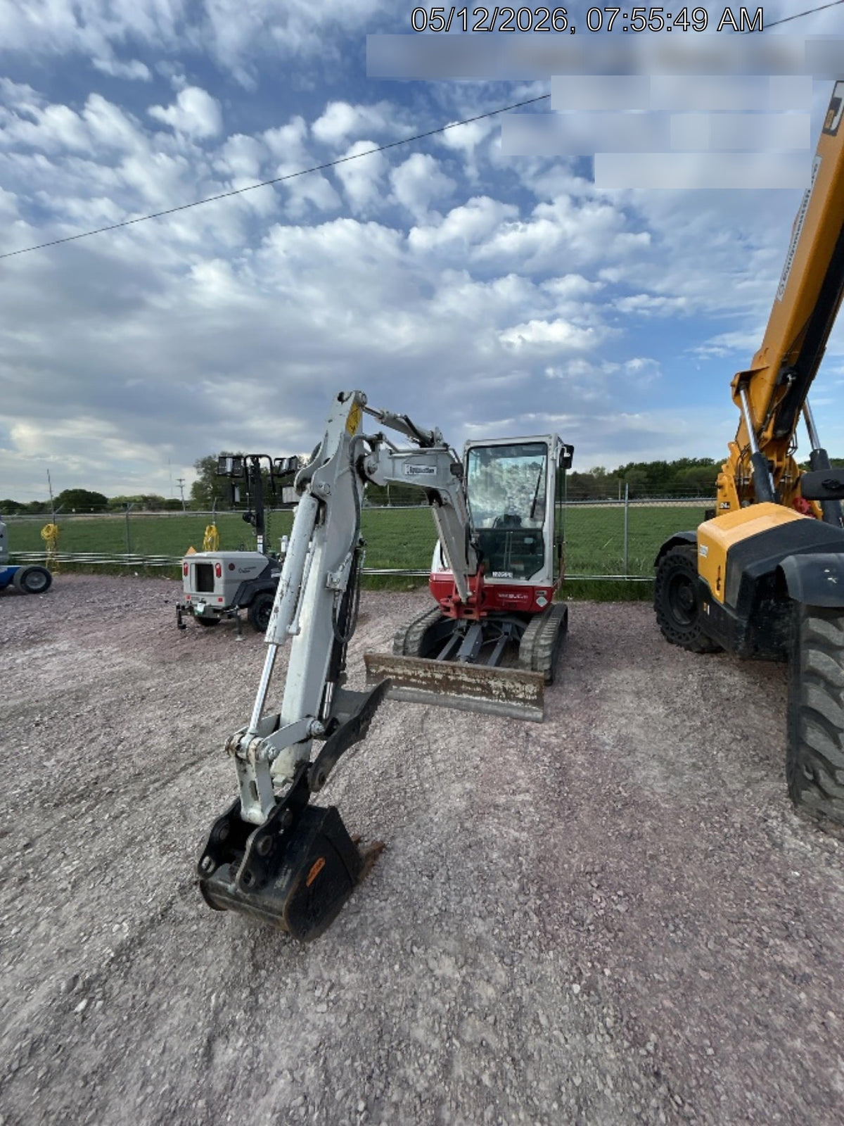 2022 TAKEUCHI TB235-2CR