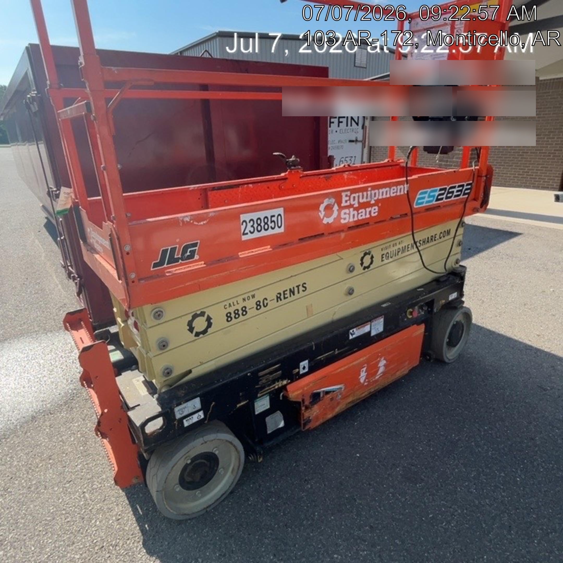 2022 JLG ES2632