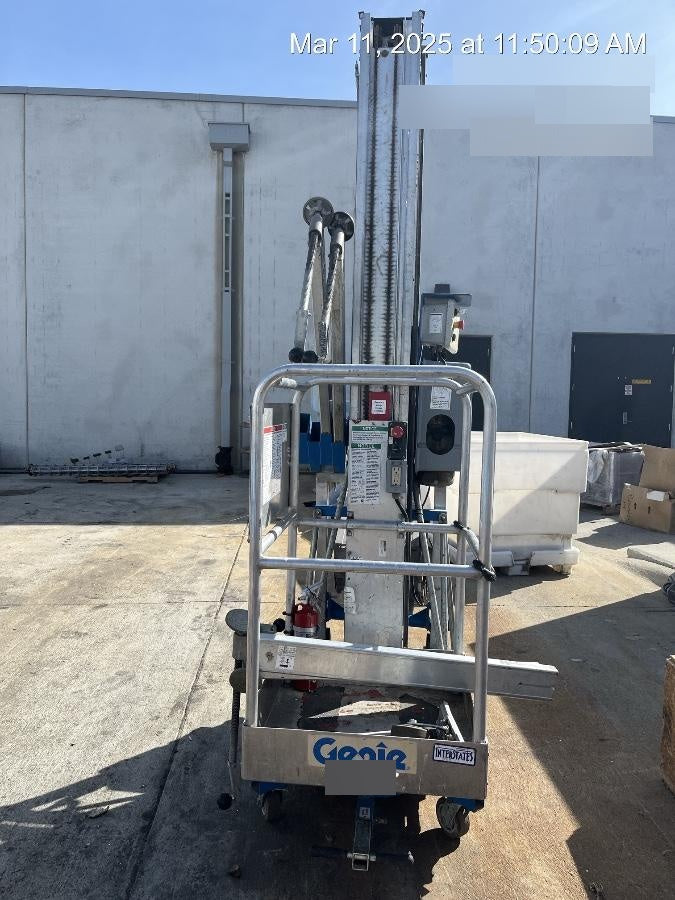 2019 GENIE AWP-40S