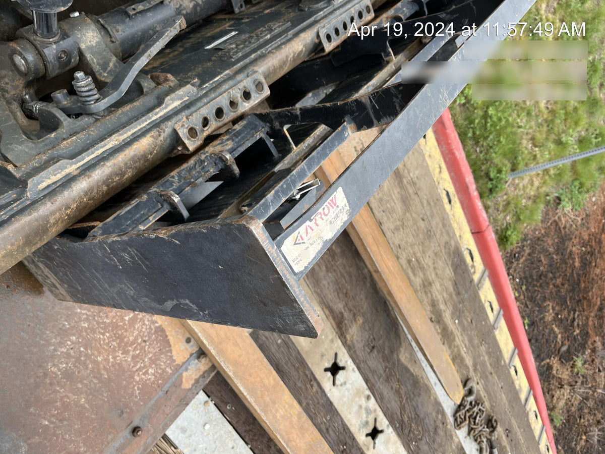 2022 ARROW MATERIAL HANDLING 60" Pallet Forks - Arrow