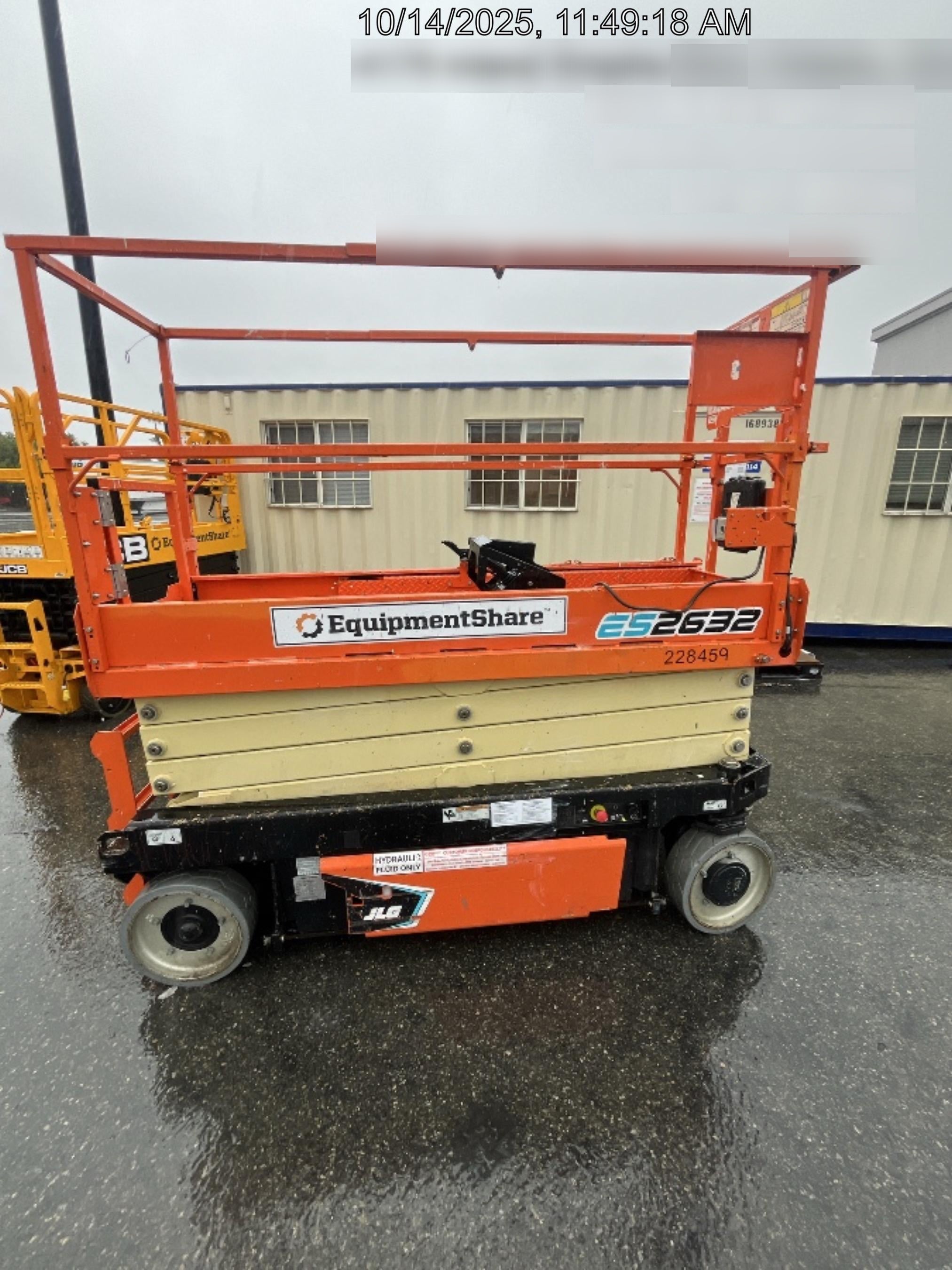 2022 JLG ES2632