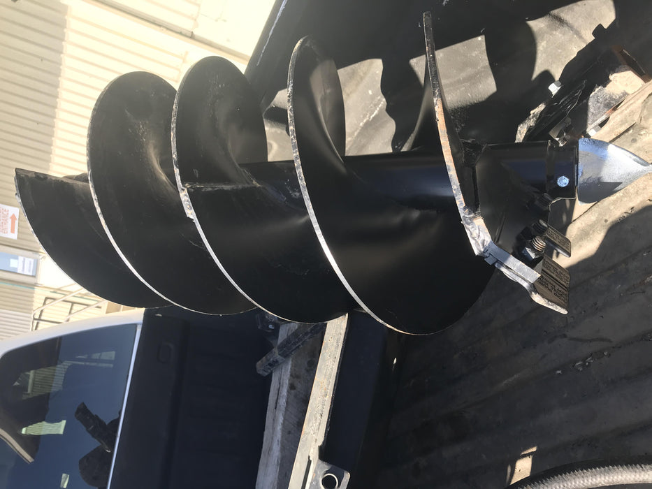 2019 BOBCAT 74" Rock Bucket - Bobcat