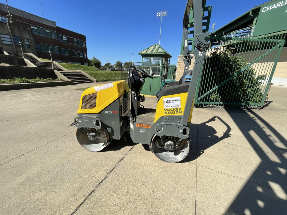 2021 WACKER NEUSON RD12A
