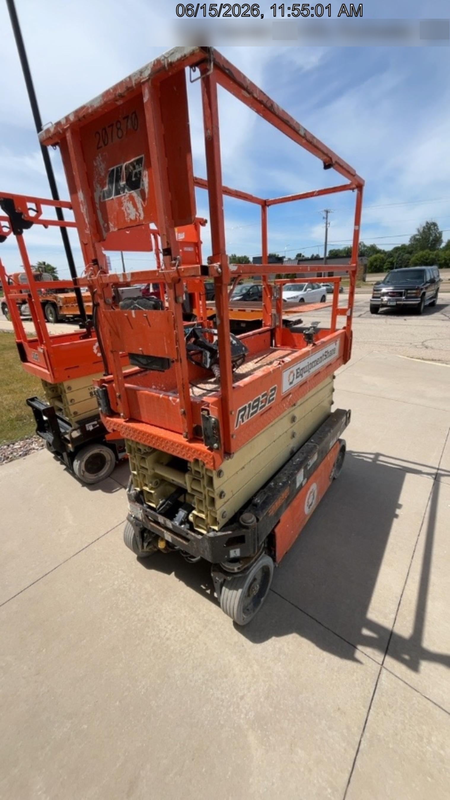 2022 JLG R1932