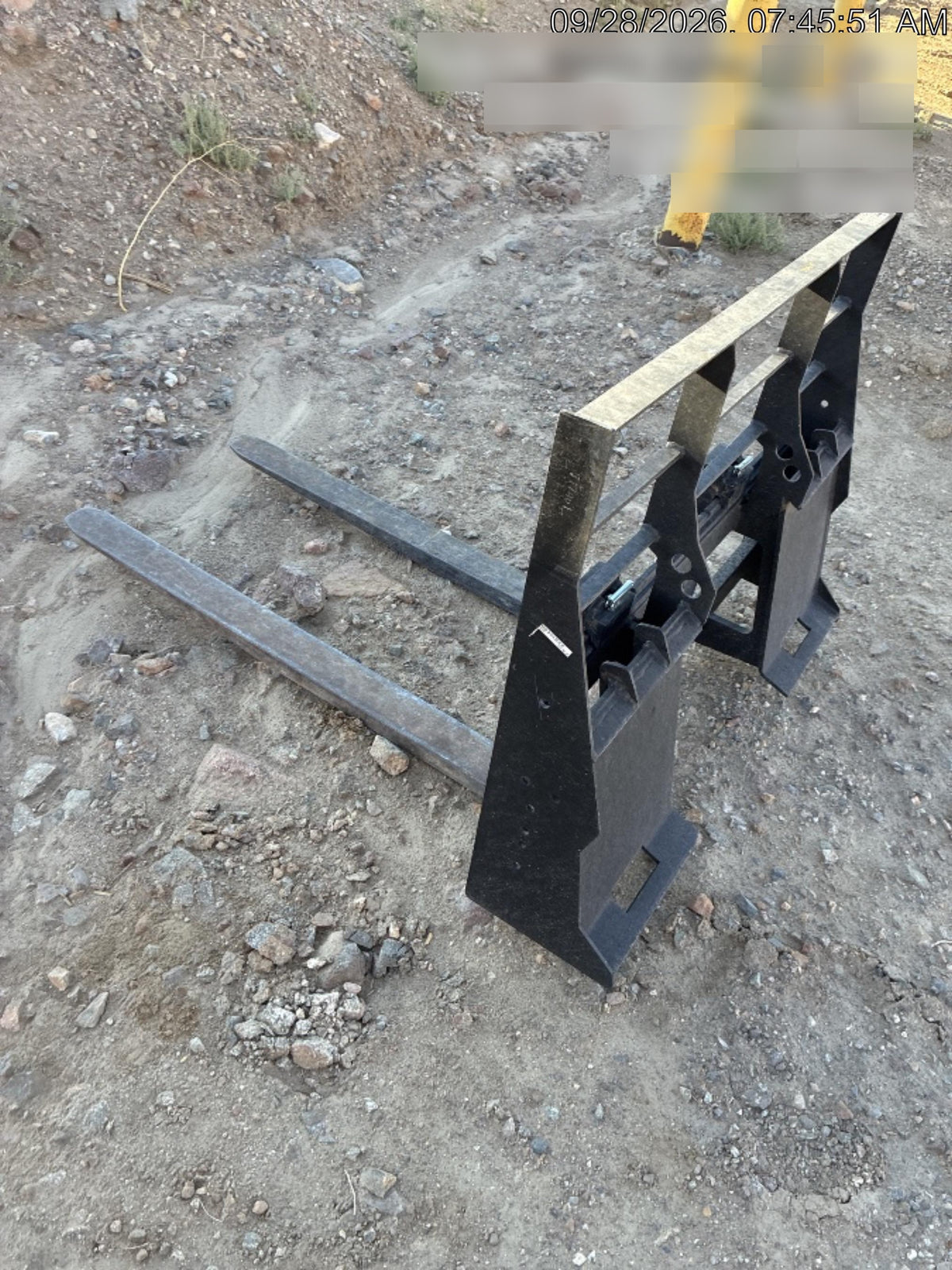 2026 ARROW MATERIAL HANDLING 48" Pallet Forks - Arrow