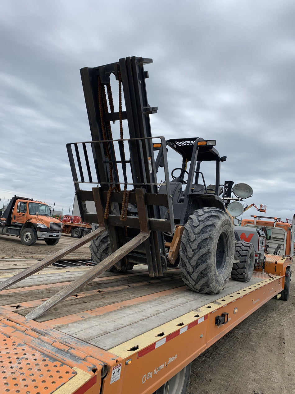2021 CASE 588H